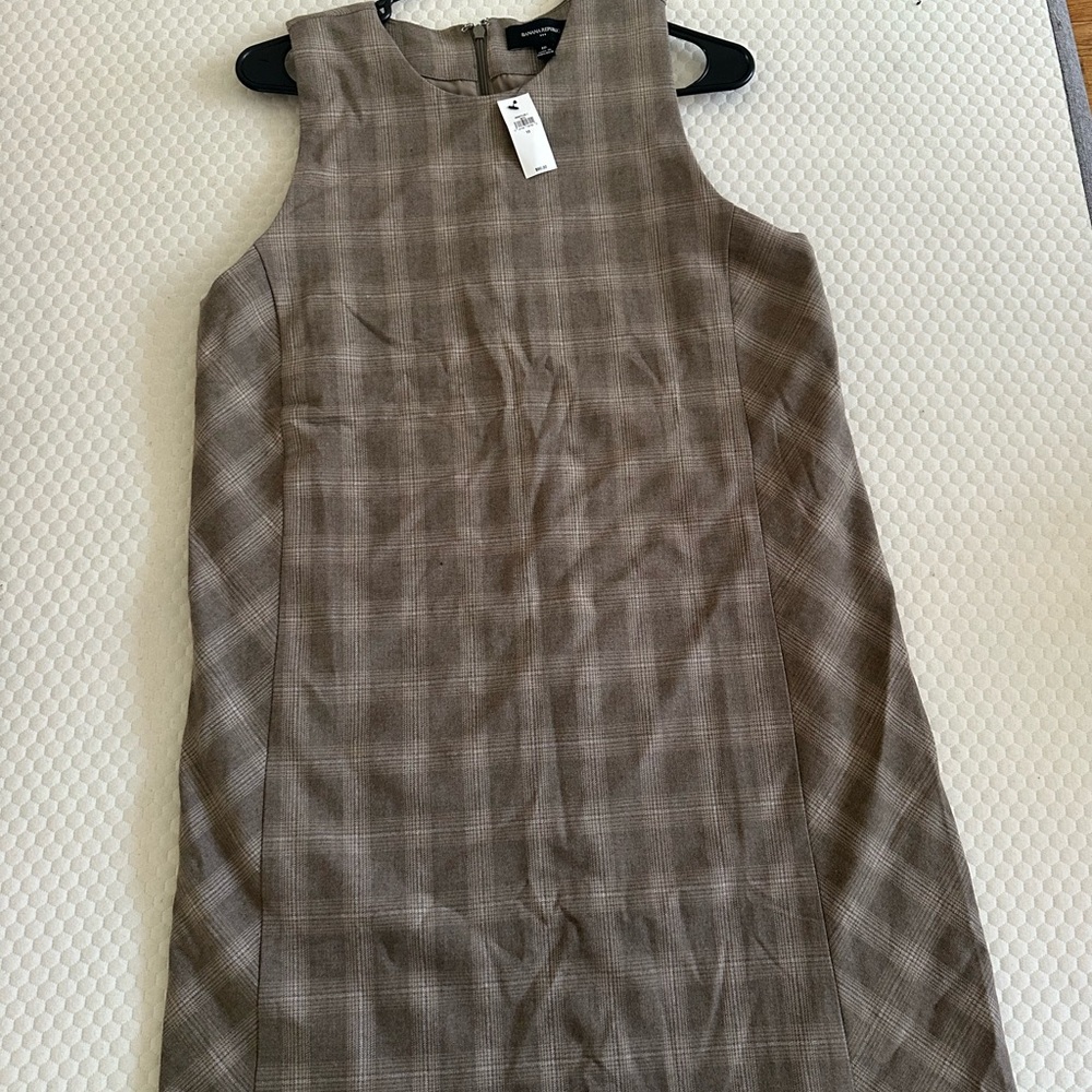 Banana Republic Plaid Midi Sheath Dress in Brown and Tan
